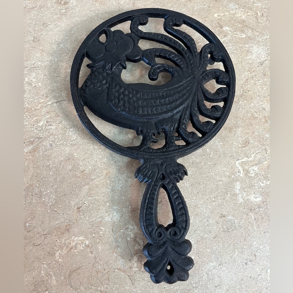 Cast iron rooster trivet